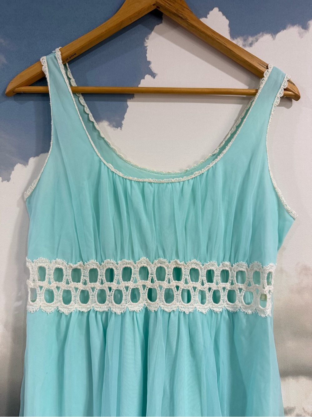 Dreamy 60s Vintage Maxi Nightdress | Empire Waist | Ethereal Romantic Flowy - Picture 3 of 13